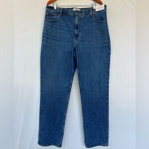 Abercrombie & Fitch Men's The 90s Straight Ultra High Rise Jeans Size 33